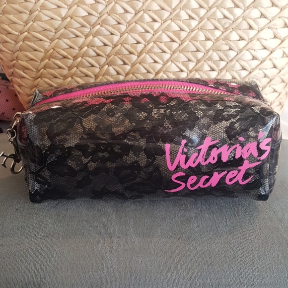 Victoria's Secret Lace Makeup Bag - Picture 1 of 4